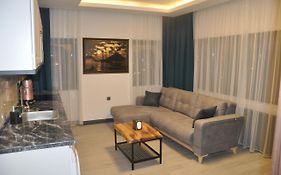 Golaz Suıt Otel