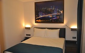 Golaz Suıt Otel